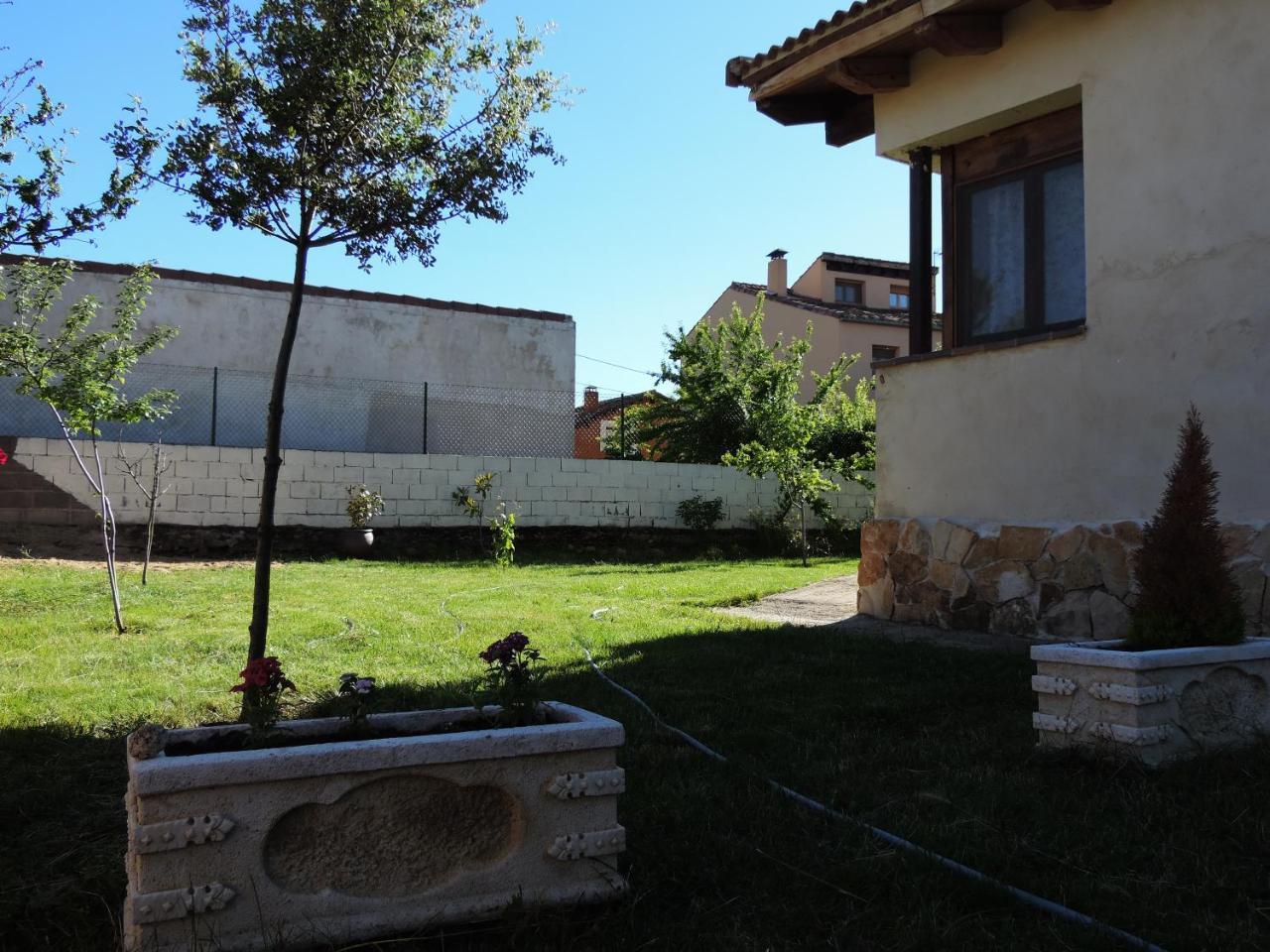 Gasthaus La Casa Del Cartero Pablo Saldana de Ayllon Exterior foto